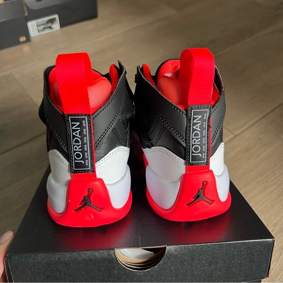 Jordan Two Trey - Picture 6 of 7